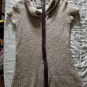 Short sleeved sweater